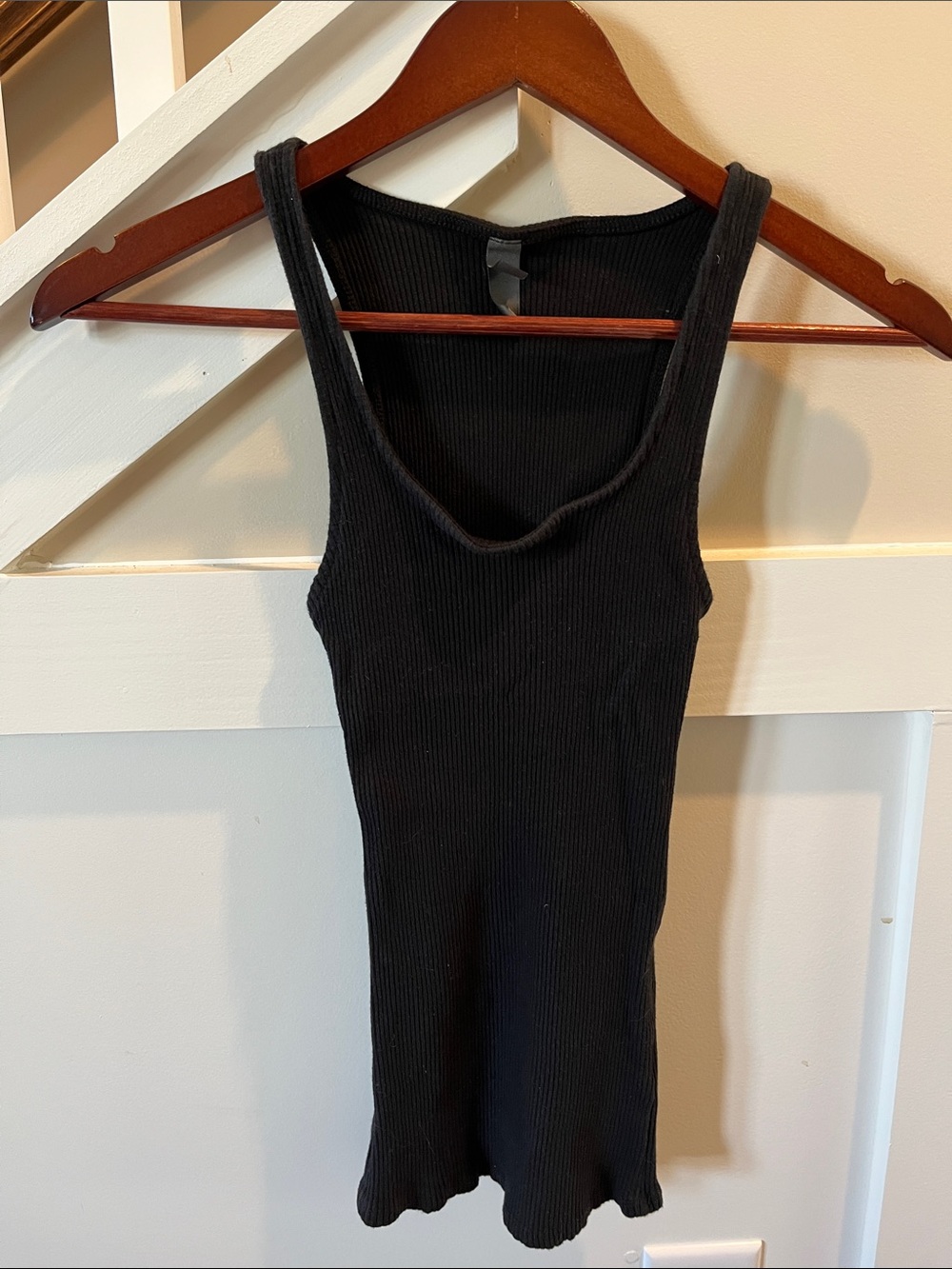 Alya Black Ribbed Tank Top